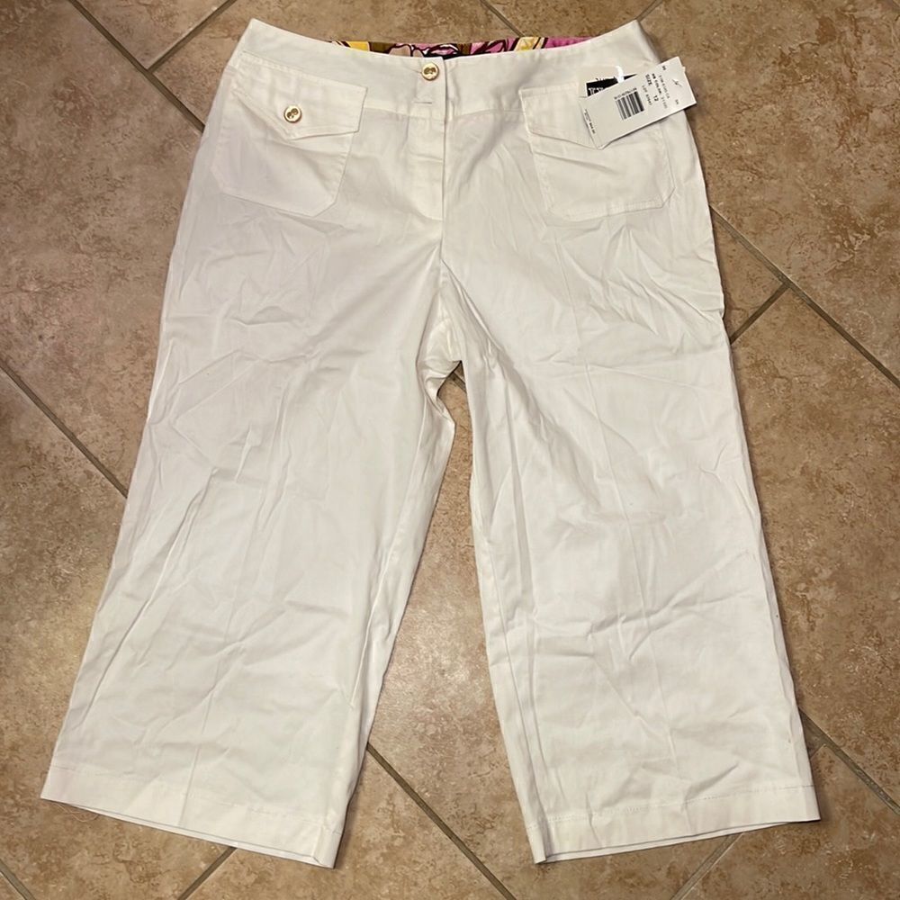 White Capri pants 